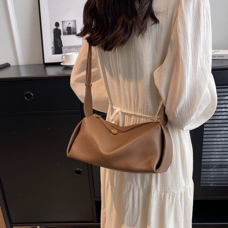 Bolso de hombro con forma de almohada