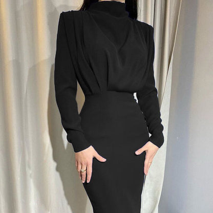 Vestido plisado de manga larga