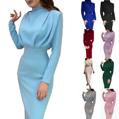 Vestido plisado de manga larga
