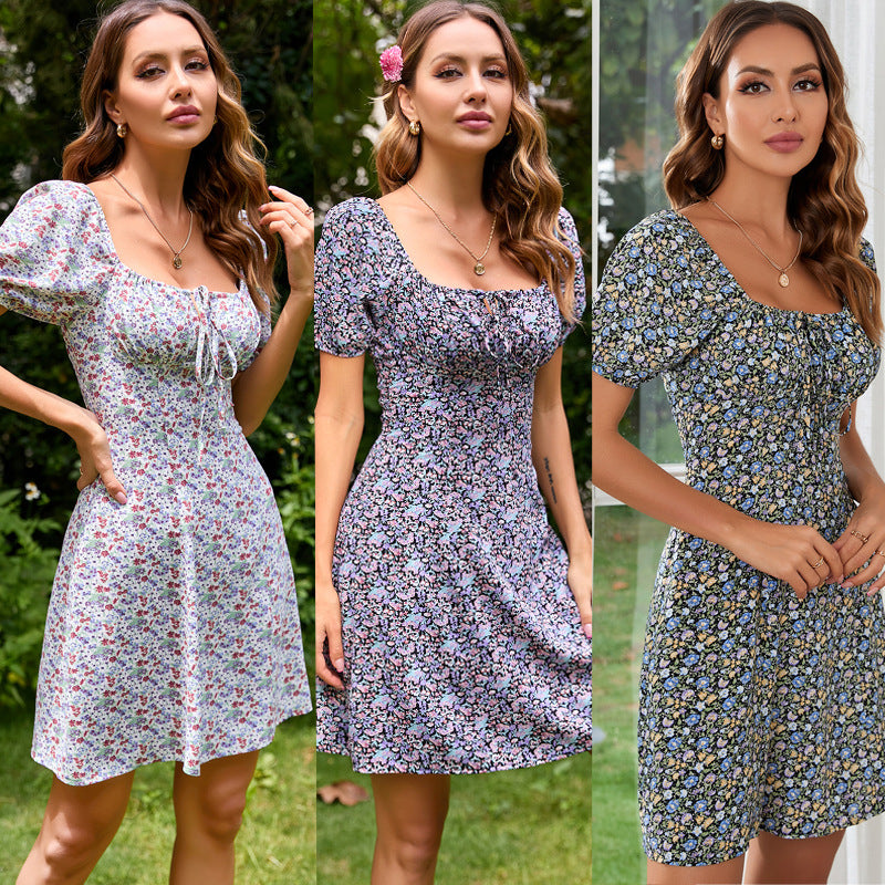 Vestido Floral de Escote Cuadrado