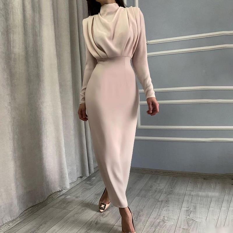 Vestido plisado de manga larga
